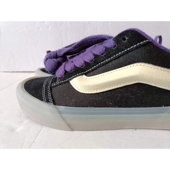 VANS Knu Skool GLOW IN THE DARK Men\'s Size 7.5 Black Purple  VN000D6CB5P1